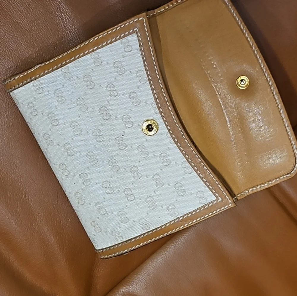 VINTAGE GUCCI 1970s PORTER GOLD GG INTERLOCKING PVC LEATHER WALLET ITALY BROWN - Picture 9 of 12